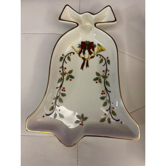 Mikasa Holiday Elegance Fine China Bell-Shaped Tray With Holly & Bow Design - Picture 3 of 8